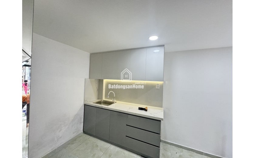 Nhà nhỏ Linh Xuân Thủ Đức giá 1.8 tỷ, hẻm xe hơi, sổ riêng