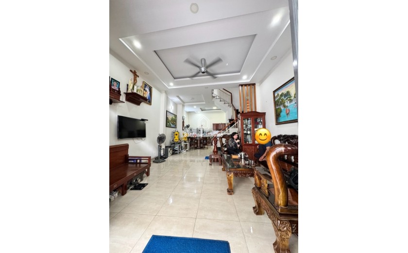 Bán nhà mặt tiền Đường số 52, Hiệp Bình Chánh, Thủ Đức – 3 tầng, giá 7.1 tỷ