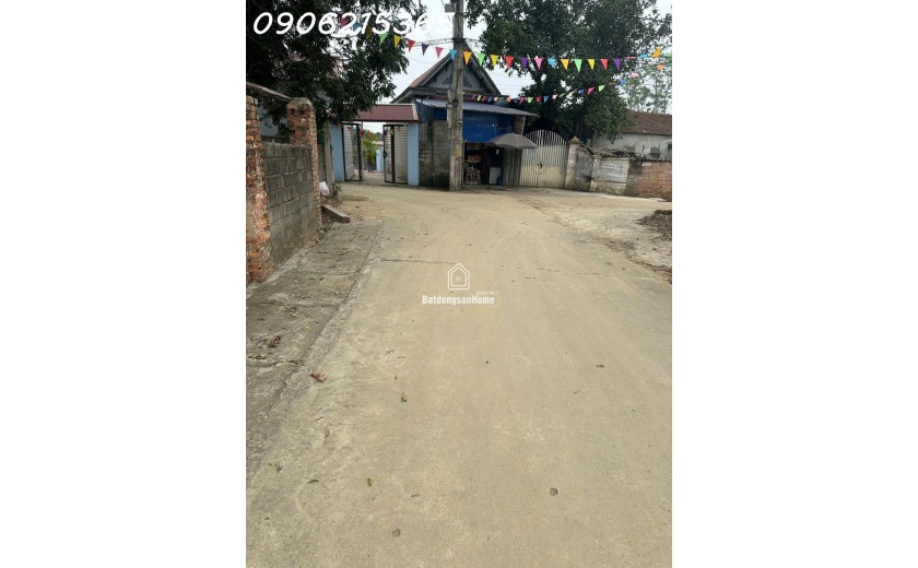 Tôi cần bán lô đất 130.5m2, Văn Sơn, Hoàng Văn Thụ, dt thực tế 136m2, ngõ thông, ô tô
