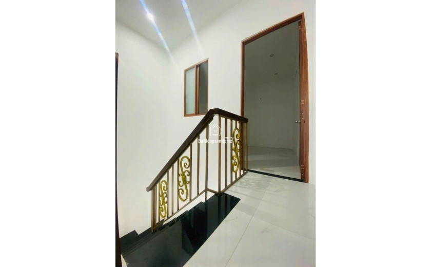 Bán ngôi nhà Linh Tây Thủ Đức – 1 trệt 1 lầu – gần Kha Vạn Cân – giá 3.4 tỷ