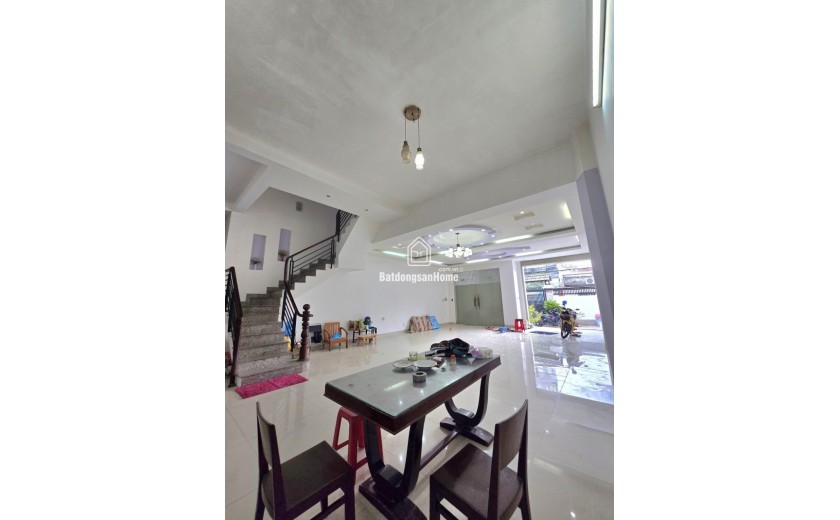 Bán Biệt Thự 162m2, 3 tầng, 5PN, 6WC, Dương Văn Cam, Linh Tây, Thủ Đức - 12.65 tỷ
