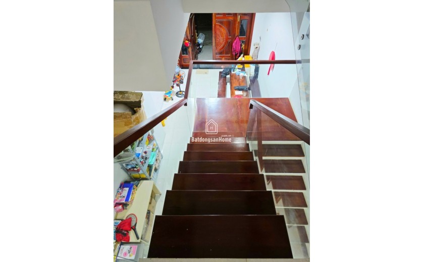 Bán nhà phố 4 tầng Phú Hữu Thủ Đức – 65m² – giá 6.35 tỷ