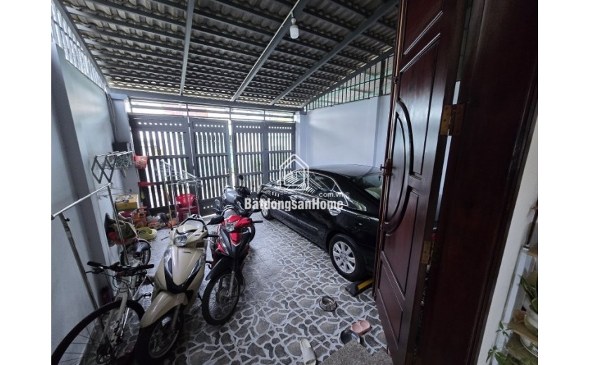 Bán nhà 100m², 2PN, 2WC, Linh Đông, Thủ Đức, 4.95 tỷ, sổ hồng