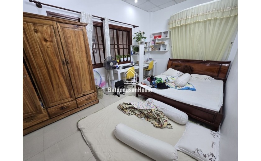 Bán nhà 100m², 2PN, 2WC, Linh Đông, Thủ Đức, 4.95 tỷ, sổ hồng