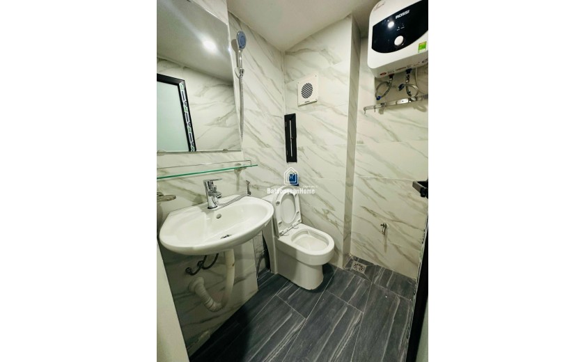 TRUNG TÂM CỦA SINH VIÊN VÀ NHIỀU TRƯỜNG ĐH LỚN - TOÀ CHDV HỒ TÙNG MẬU  6 TẦNG THANG MÁY - 20P KHÉP KÍN FULL NỘI THẤT - DÒNG TIỀN 100TR/THÁNG - 3 MẶT THOÁNG - THOÁT HIỂM AN TOÀN - PCCC ĐẦY ĐỬ