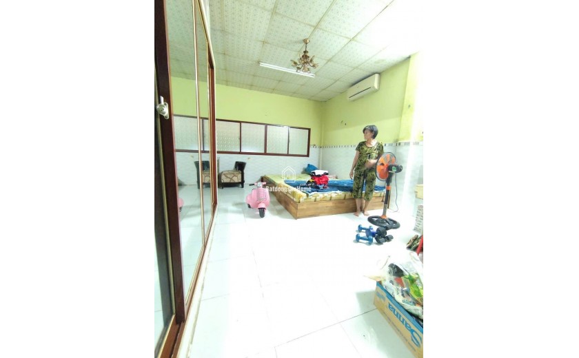 Bán nhà riêng 65m2, Hẻm xe tải Đường Hòa Bình, Quận Tân Phú