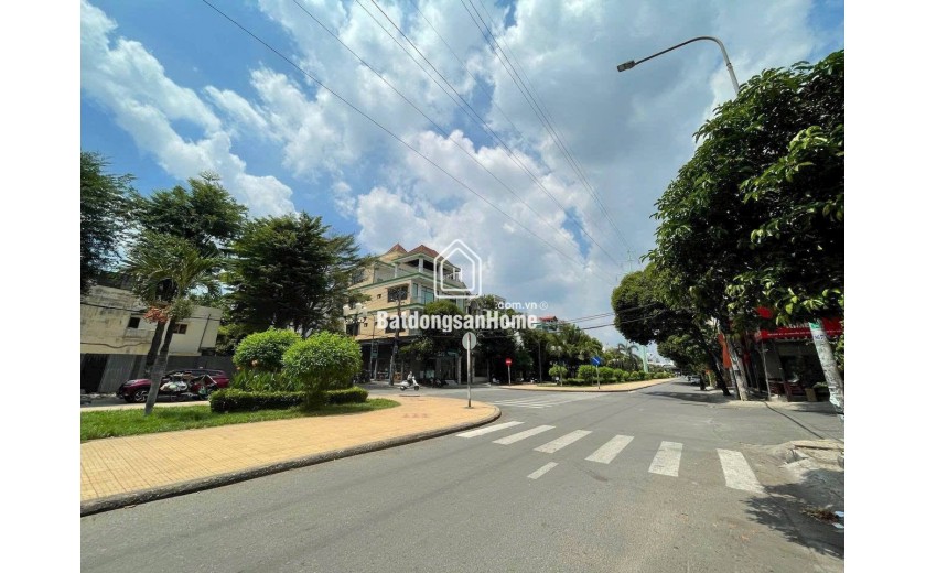 Bán nhà mặt phố 72m² - Nguyễn Thế Truyện, Q. Tân Phú