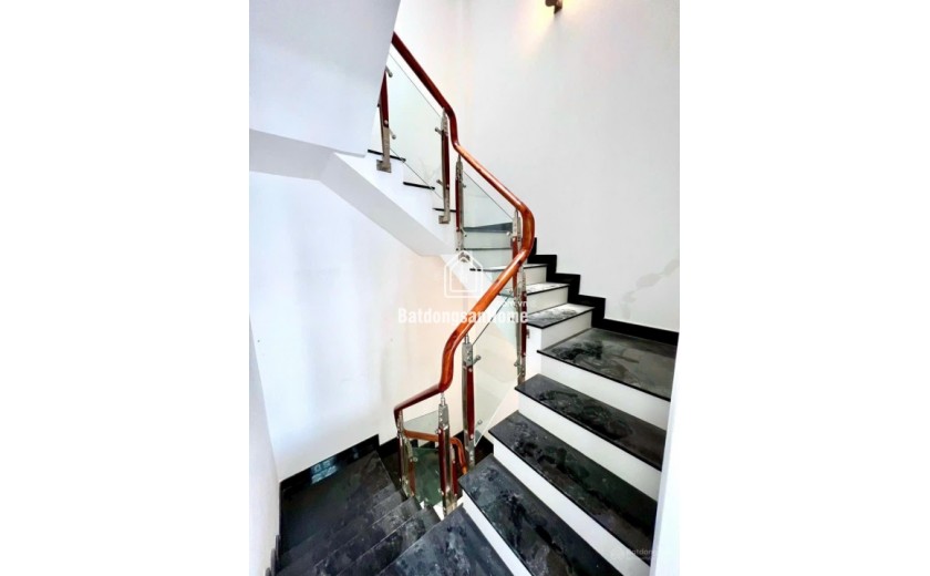 BÁN NHÀ P.5 - GẦN CHỢ CÂY QUÉO- ÔT NGỦ - 55M2 - 3 TẦNG - 3 PN - SỔ VUÔNG - 7.5 TỶ