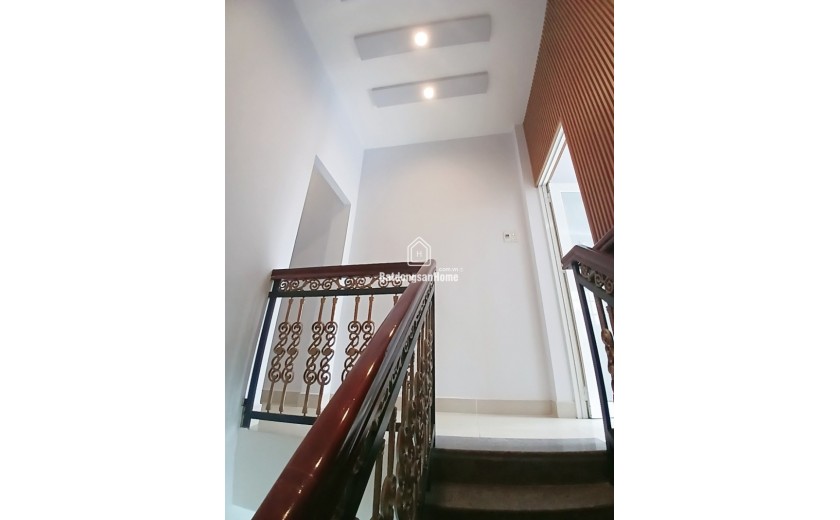 Bán nhà 97m2, 2 tầng, 3PN, Q.9, 6.9 tỷ, sổ hồng