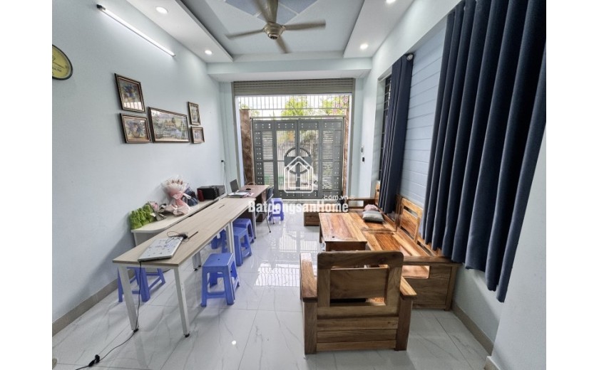 Bán nhà 3 tầng, 81m², 4PN, 4WC, Linh Đông, Thủ Đức - 7.6 tỷ