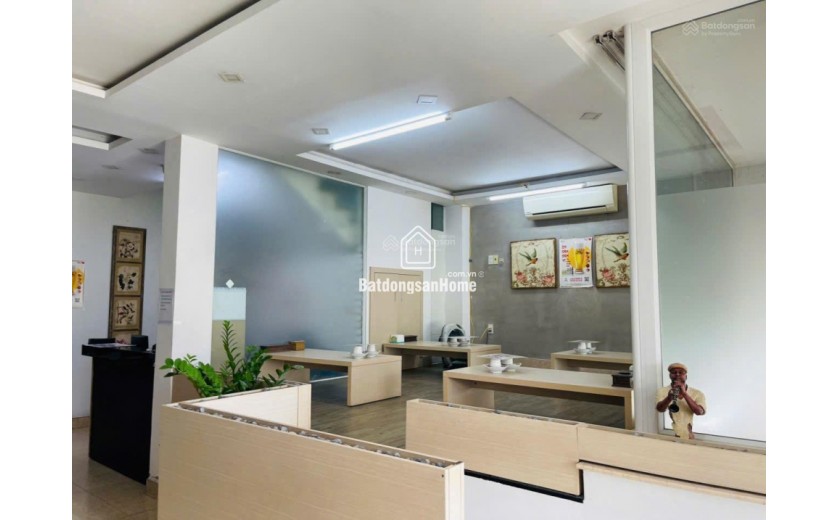 BÁN GẤP - NHÀ ĐẸP NGANG 6M - GẦN Lanmark 81 sẵn 3 tầng DT chuẩn 6x20m hẻm trước 10m HC CHUẨN