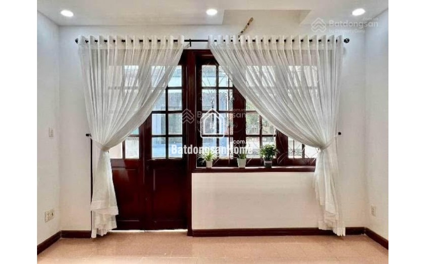 Căn hộ dịch vụ Nguyễn Văn Đậu Bình Thạnh 78m2 - xe hơi - 4 tầng 9 PN THUÊ 540tr/ năm chỉ 9,7 tỉ Tl