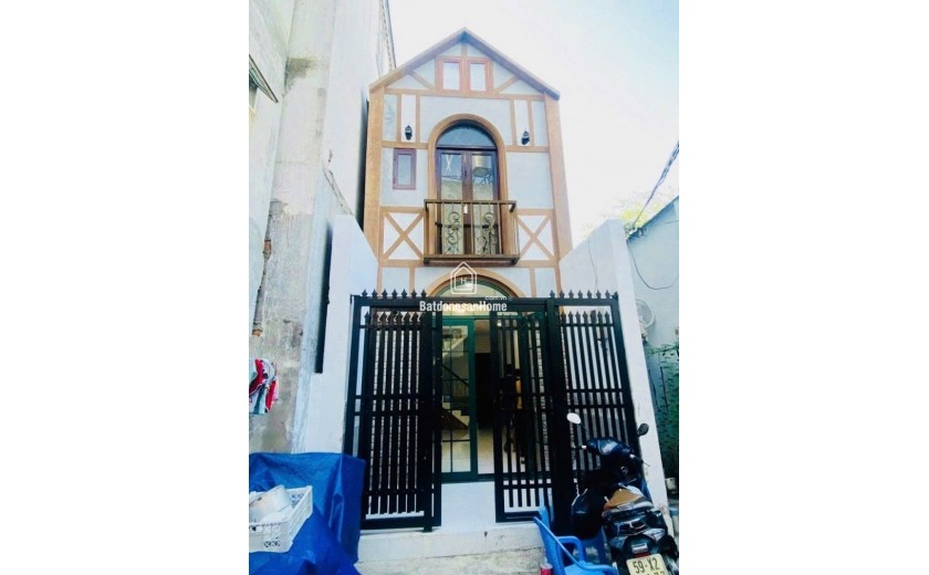 Bán nhà 2 tầng, 42m², 2PN, 2WC, Linh Tây, Thủ Đức, 3.3 tỷ