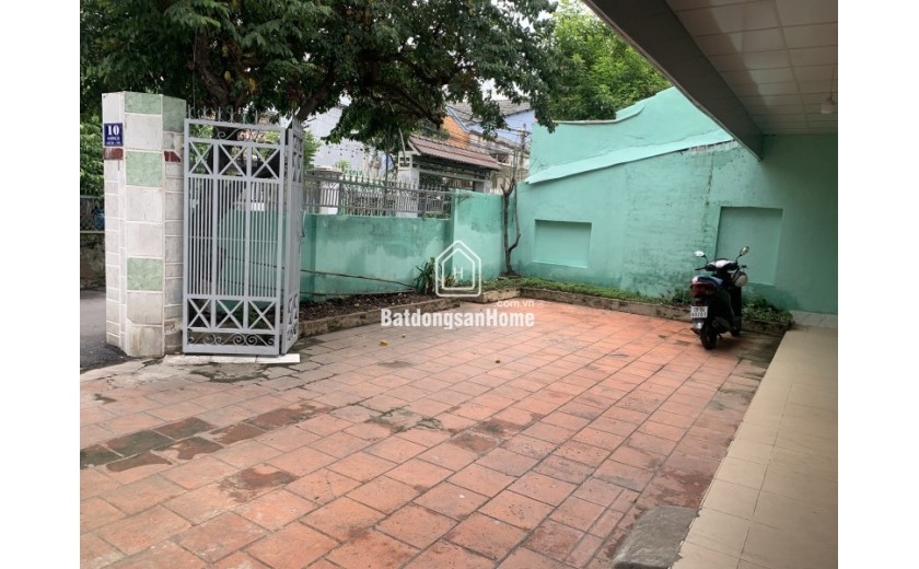 Bán nhà Biệt thự cổ 2 tầng, 236m², 3PN, Q.2, 17.9 tỷ, sổ hồng