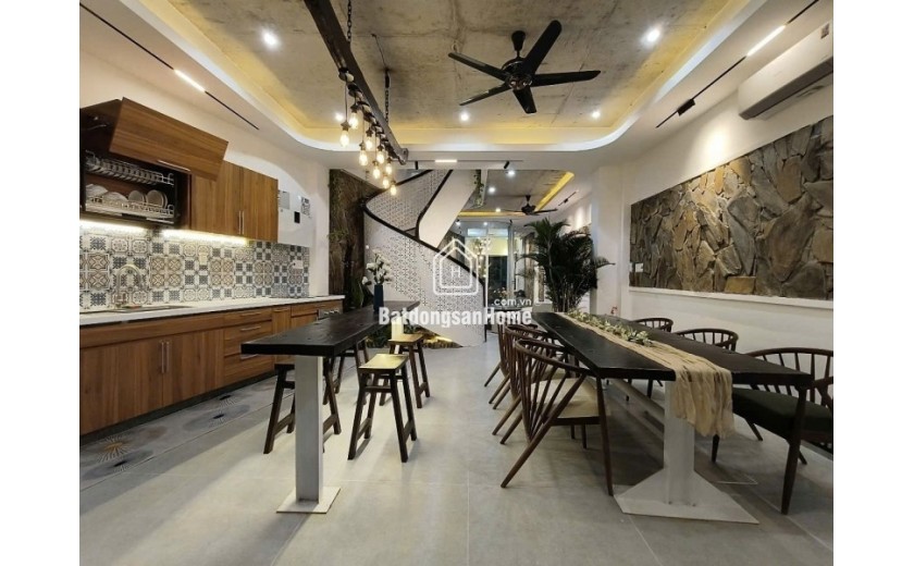 NHÀ 3 TẦNG CỰC ĐẸP MẶT TIỀN MỸ KHÊ, SÁT BIỂN, VIEW CÔNG VIÊN, CHỈ  TỶ TLCC