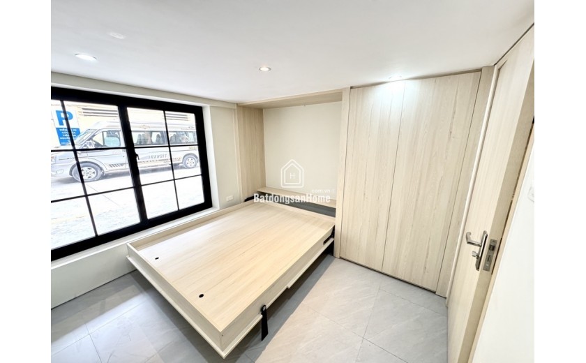 BÁN NHÀ TẬP THỂ TẦNG 1 – LÔ GÓC, 70M2  Ô TÔ ĐỖ CỬA 5.6 TỶ