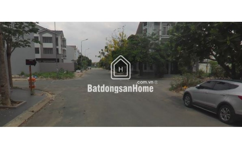 Nhà ĐẶNG THUỲ TRÂM - gần CV -80m2 (4x20m) -4 tầng - 5 PN -4 NVS - Sân thượng trước sau - khu xanh mát đáng sống - 15.8 tỷ