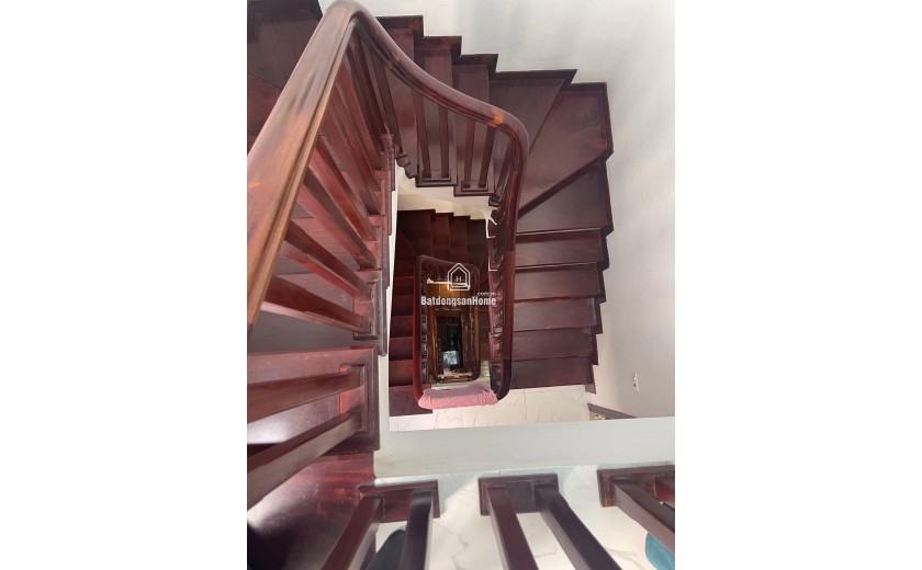 Nhà ĐẶNG THUỲ TRÂM - gần CV -80m2 (4x20m) -4 tầng - 5 PN -4 NVS - Sân thượng trước sau - khu xanh mát đáng sống - 15.8 tỷ