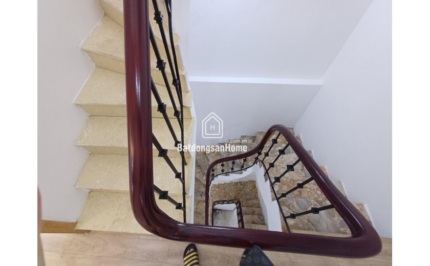 NHÀ ĐẸP MINH KHAI – 30M² – 5 TẦNG – 6.3 TỶ