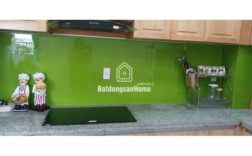Chính chủ bán căn 70m2 nội thất cao cấp, có sân vườn