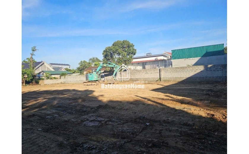 cc cần bán 791m đất thổ cư lẫn vườn giá có vài triệu /1m  đường ô tô thông