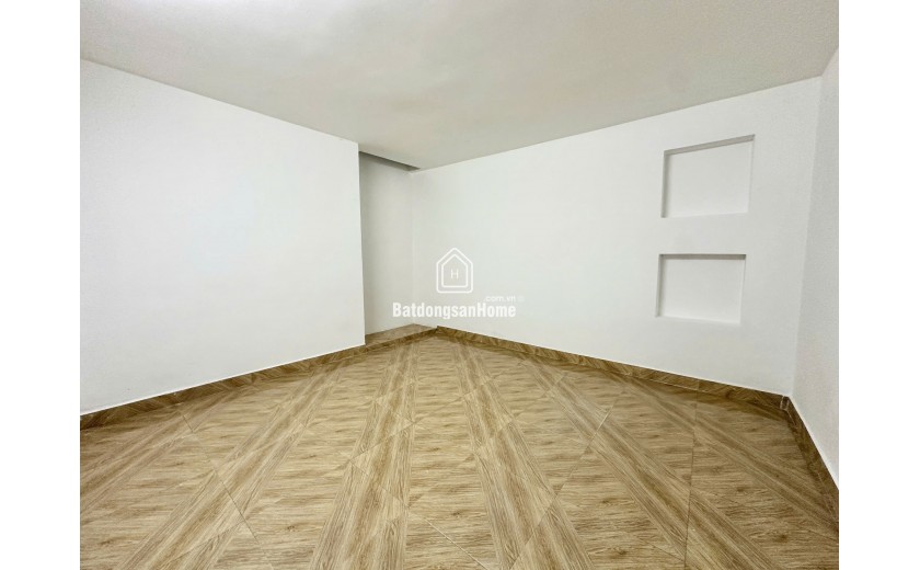 BÁN NHÀ DƯ HÀNG 83M2 2 TẦNG ĐỘC LẬP NHÀ ĐÂN CỰC RẺ.