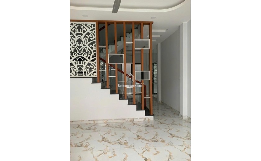 Bán nhà 4 tầng, 62m², 4PN, 3WC, Q.9, 4.9 tỷ