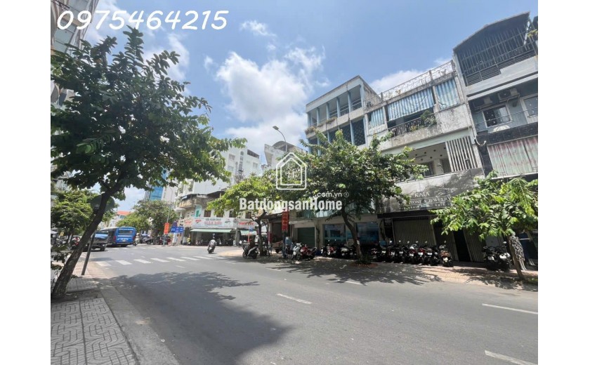 Bán nhà 2 mặt tiền Nguyễn Đình Chiểu, P.4, Quận 3 – Vị trí vàng kinh doanh