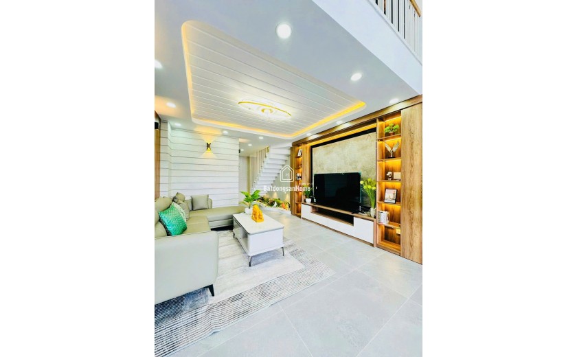 Bán nhà 6 tầng có thang máy, khu đồng bộ đẹp gần bờ kè Tham Lương, Gò Vấp, giá chỉ 8 tỷ nhỉnh