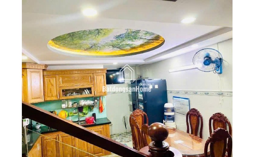 Bán nhà khu đồng bộ gần Emart Phan Huy Ích, 5 phòng ngủ, hẻm 5m, chỉ 6 tỷ nhỉnh