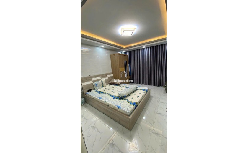 Bán nhà mới  MTKD đỉnh 10M Đội Cung quận 11 dt 33m2- 3 tầng chỉ 6.5 tỷ tl
