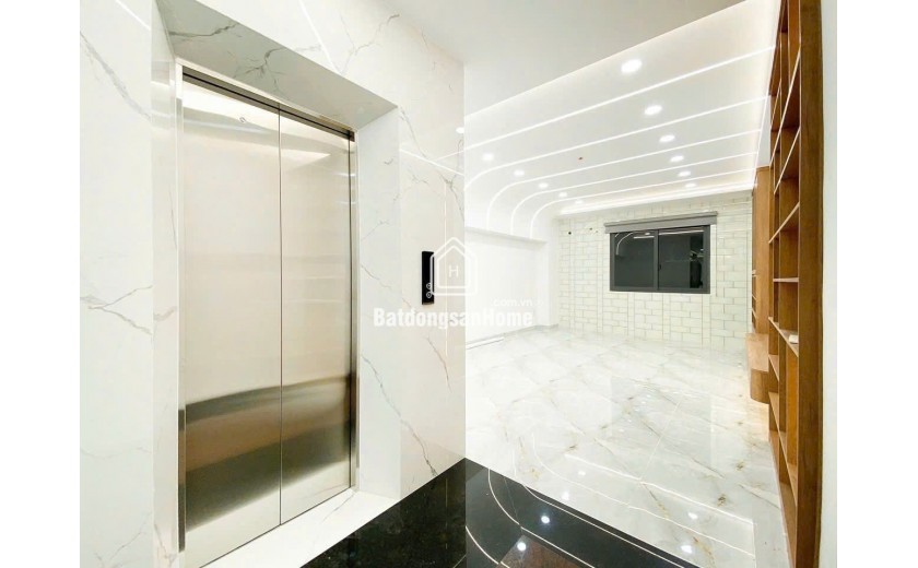 GIẢM MẠNH 
------- có thang máy 450kg ✨ NHỈNH 8 TỶ XÍU XIU