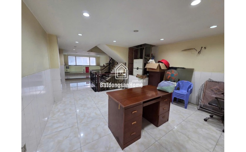 VIP HIẾM MẶT TIỀN KHU CHỢ LỚN NGAY VÕ VĂN KIỆT & CAO VĂN LẦU - 4,5x13m - 5 TẦNG - VUÔNG VỨC KHÔNG LỘ GIỚI
