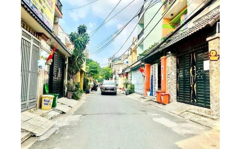 NHÀ 3 TẦNG - HẺM XE HƠI - HƯƠNG LỘ 2- NGAY BỆNH VIỆN BÌNH TÂN - GIÁP TÂN PHÚ ( 4 x 16 ) 65M2 , 5.39 tỷ THƯƠNG LƯỢNG