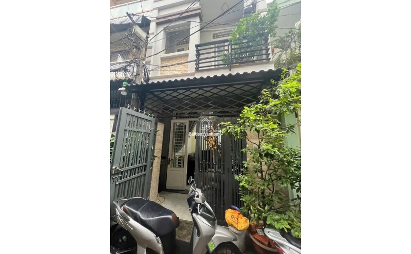 NGAY LÊ VĂN QUỚI - SÁT MẶT TIỀN - GIÁP TÂN PHÚ - 3 TẦNG KIÊN CỐ - 40M2 - GIÁ 5,8 Tỷ