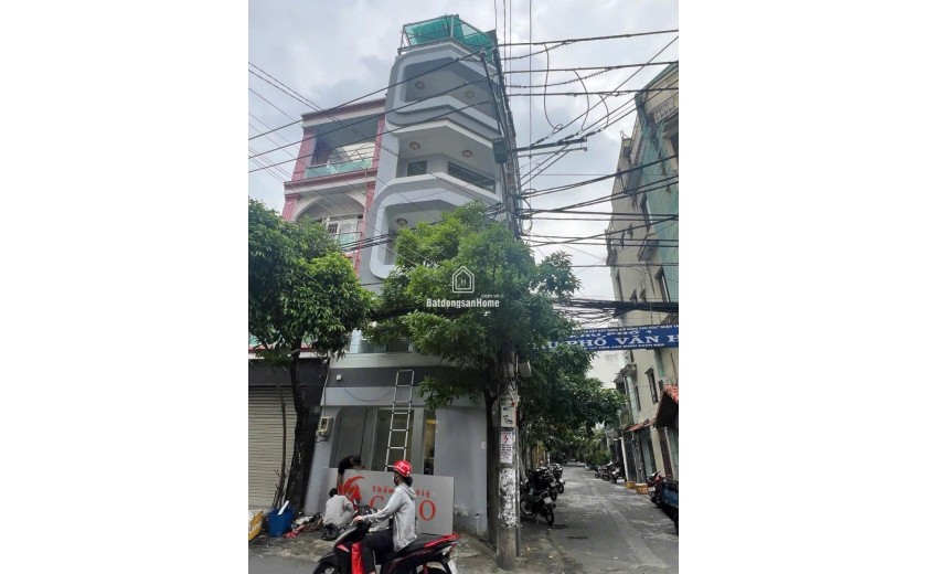 TÂN BÌNH-MẶT TIỀN HIẾM-LÔ GÓC KHÔNG LỘ GIỚI-NGAY LẠC LONG QUÂN-NI SƯ HUỲNH LIÊN-ÂU CƠ-NHÀ 6 TẦNG CÓ THANG MÁY- BTCT KIÊN CỐ-57M2-VUÔNG A4 GIÁ CHỈ NHỈNH 15TỶ