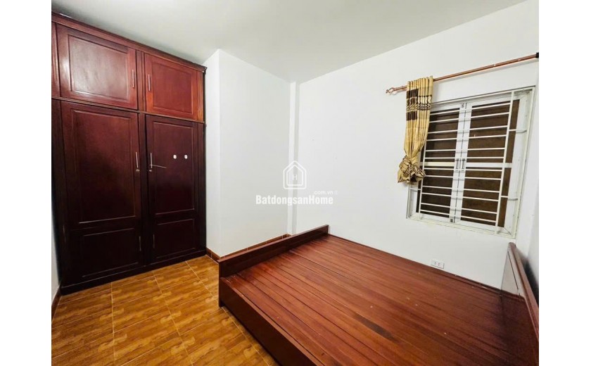 CƠ HỘI VÀNG! NHÀ TÂY HỒ - NGÕ 603 LẠC LONG QUÂN - 43M2 5 TẦNG - GIÁ CHỈ 8.4 TỶ