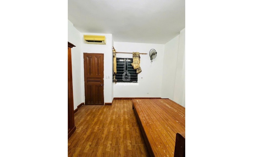 CƠ HỘI VÀNG! NHÀ TÂY HỒ - NGÕ 603 LẠC LONG QUÂN - 43M2 5 TẦNG - GIÁ CHỈ 8.4 TỶ