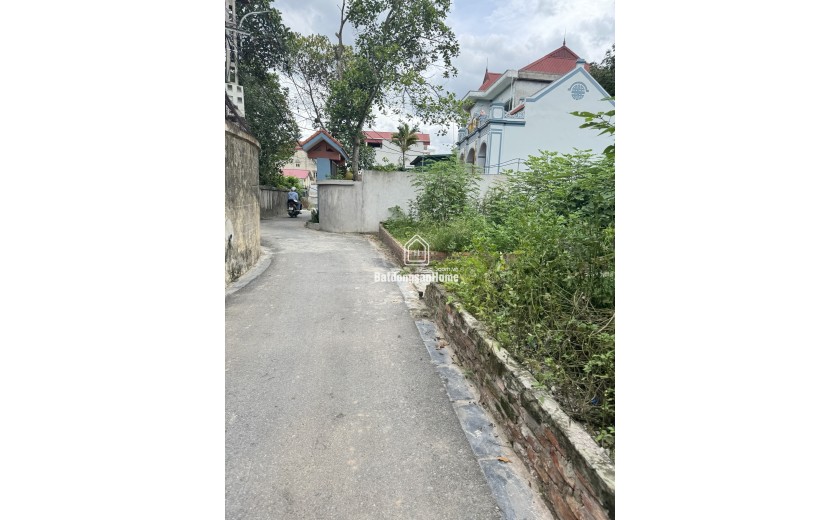 BÁN LÔ ĐẤT CHO CON DU HỌC DT 48M2 CHỈ NHỈNH 3 TỶ - MAI LÂM - ĐÔNG ANH