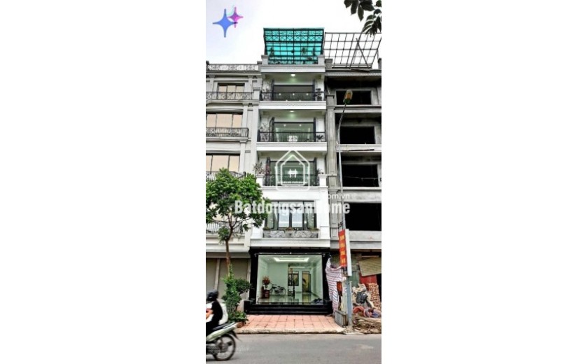 siêu phẩm LÂM HẠ- LONG BIÊN , nhà mới 46m2, , 7 tầng , thang  máy, ngõ to  như phố ,ô tô tránh