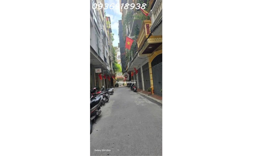 Chỉ 17 tỷ-ô tô tránh nhau vô tư-Phạm Tuấn Tài, Cầu Giấy