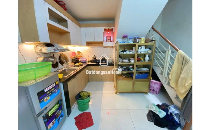 Bán Nhà 4 Tầng 68m², 5PN, 3VS, Giá 6.4 Tỷ, Đường Số 12, Bình Hưng Hoà A, BT