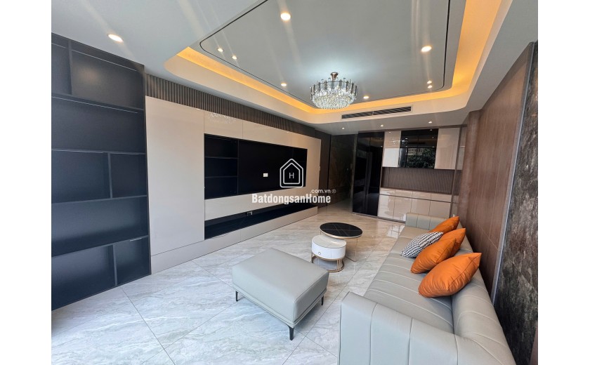 BỒ ĐỀ THANG MÁY - Ô TÔ - NHÀ MỚI FULL NỘI THẤT 64M x 5 TẦNG
