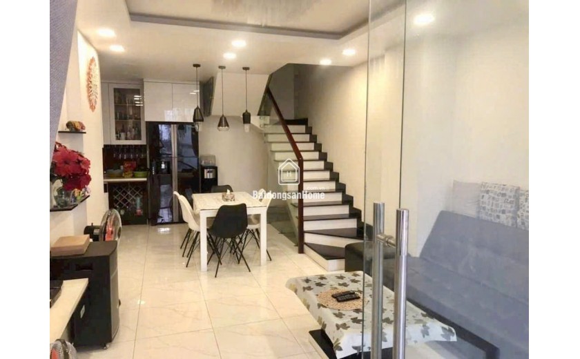 THUÊ NGUYÊN CĂN:  25.000.000 Đ/TH- HẺM XE HƠI PHAN XÍCH LONG- 60m2 - 5 TẦNG CÓ HẦM. LH:0933910039