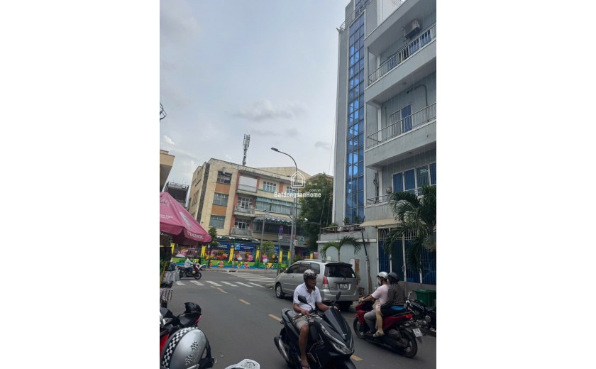 Bán nhà VTKD 10M  kế MT Nguyễn Sơn dt 4,1 x 14- 2 tầng chỉ 5.5 ty