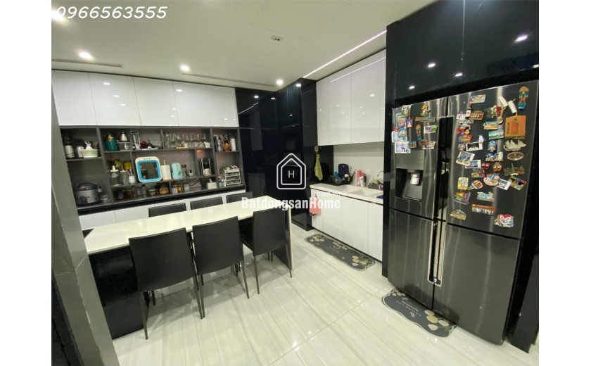 Bán nhà kế KDC Himlam - Quận 7, 74m2 -ngang 5m -5 tầng,  full nội thất - giá bán 15.9 tỷ tl