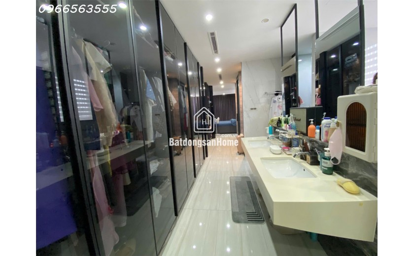 Bán nhà kế KDC Himlam - Quận 7, 74m2 -ngang 5m -5 tầng,  full nội thất - giá bán 15.9 tỷ tl