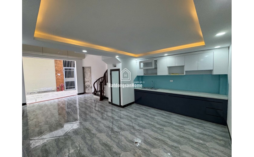 Bán nhà Linh Đàm, Hoàng Liệt + 41 m², 5T, lô góc, ô tô vào nhà,6,8 tỷ, 0844444453