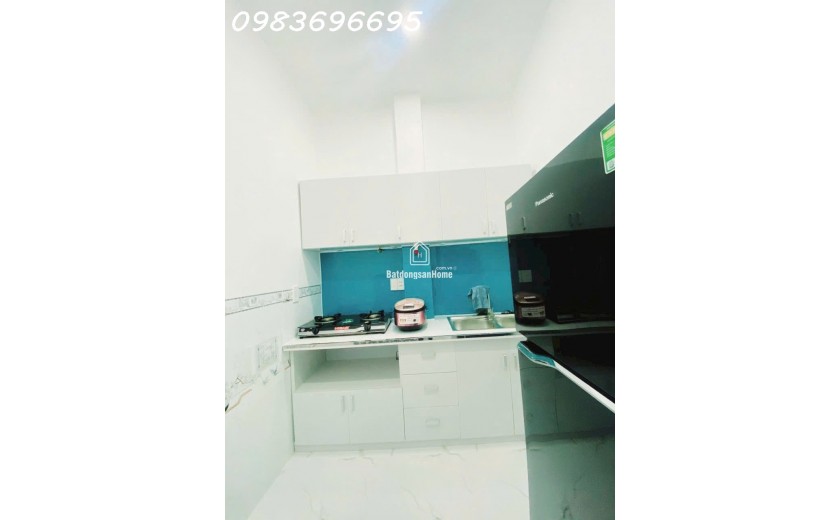 BÁN NHÀ LÝ THÁI TỔ QUẬN 10 - GÓC 3 MẶT TIỀN HẺM - GIÁ CHỈ CÒN 5