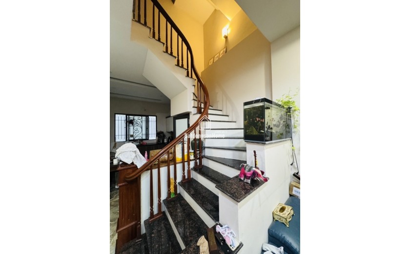 BÁN NHÀ PHỐ BỒ ĐỀ – 51M² – Ô TÔ ĐỖ CỬA – NGÕ THÔNG – NGAY CHÂN CẦU – GIÁ CHÀO 13,2 tỷ